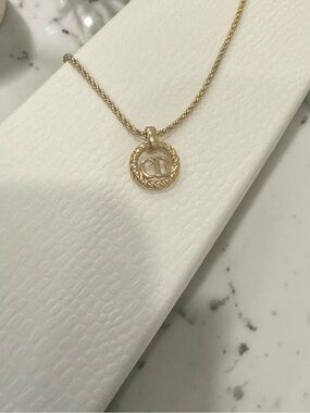Vintage Dior CD Logo Twisted Rope Pendant Necklace Gold Tone
